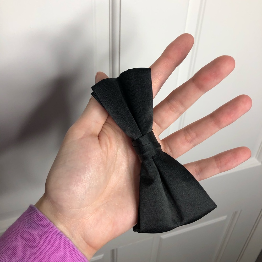 Black Adjustable Bow Tie